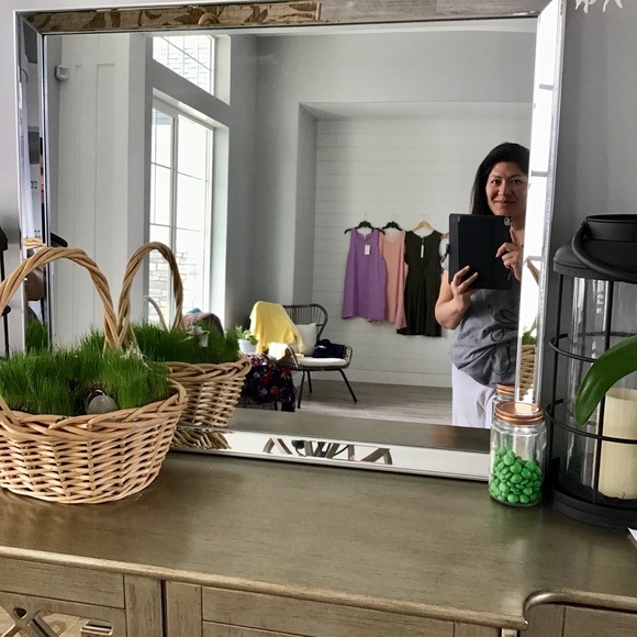 Meet your Posher - Picture 3 of 3